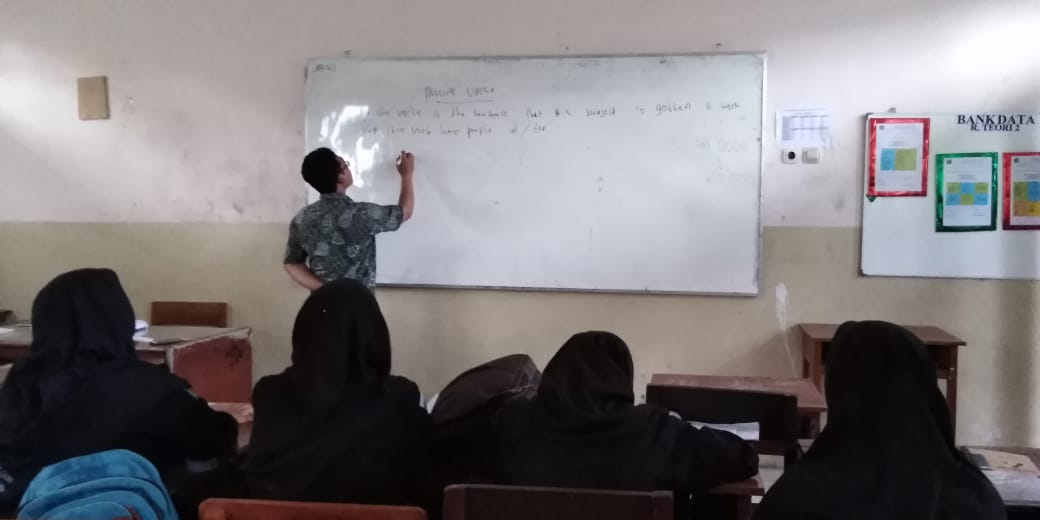 ENGLISH CLUB ENGLISH CLUB