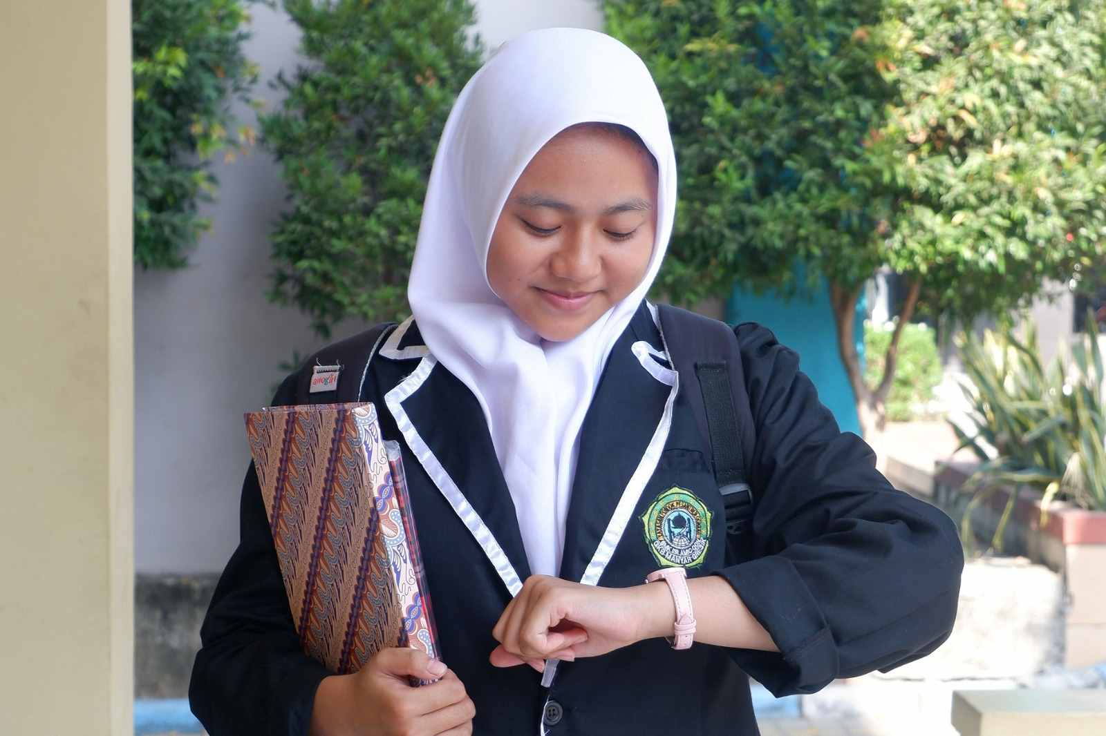 Menjadi Pelajar Aktif dengan Manajemen Waktu Efektif Menjadi Pelajar Aktif dengan Manajemen Waktu Efektif