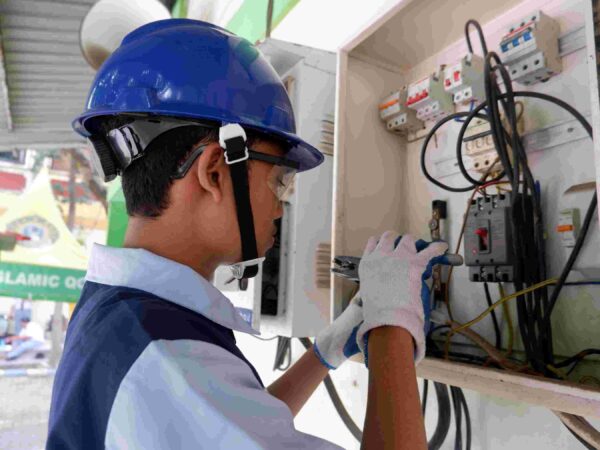 Teknik Elektronika Industri Berperan Strategis pada Perkembangan Industri Terkini